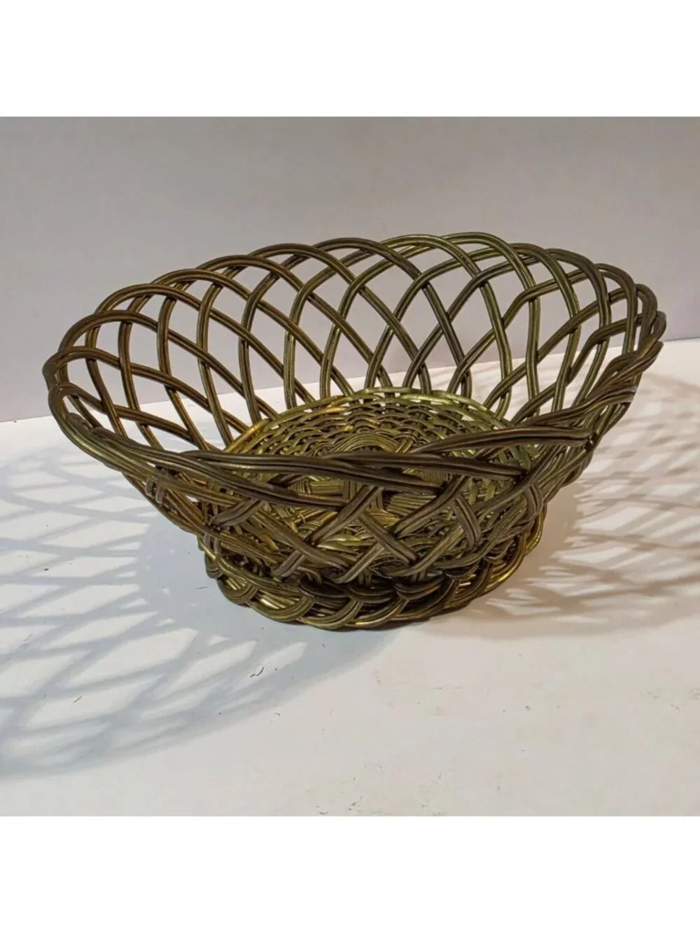 Vtg Woven Brass Wire Basket Small Lattice Trinket Bowl Catchall Boho 3x6 MCM